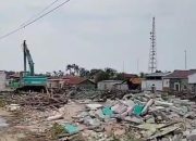 Tangis dan Amarah Warga Srengseng: Digusur demi Normalisasi Sungai, Tanpa Solusi dari Pemerintah