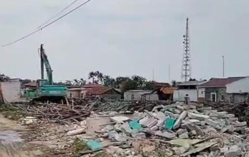 Tangis dan Amarah Warga Srengseng: Digusur demi Normalisasi Sungai, Tanpa Solusi dari Pemerintah